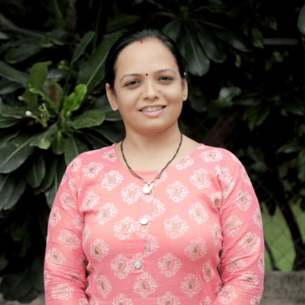 Ms. Kamini V. Dalia